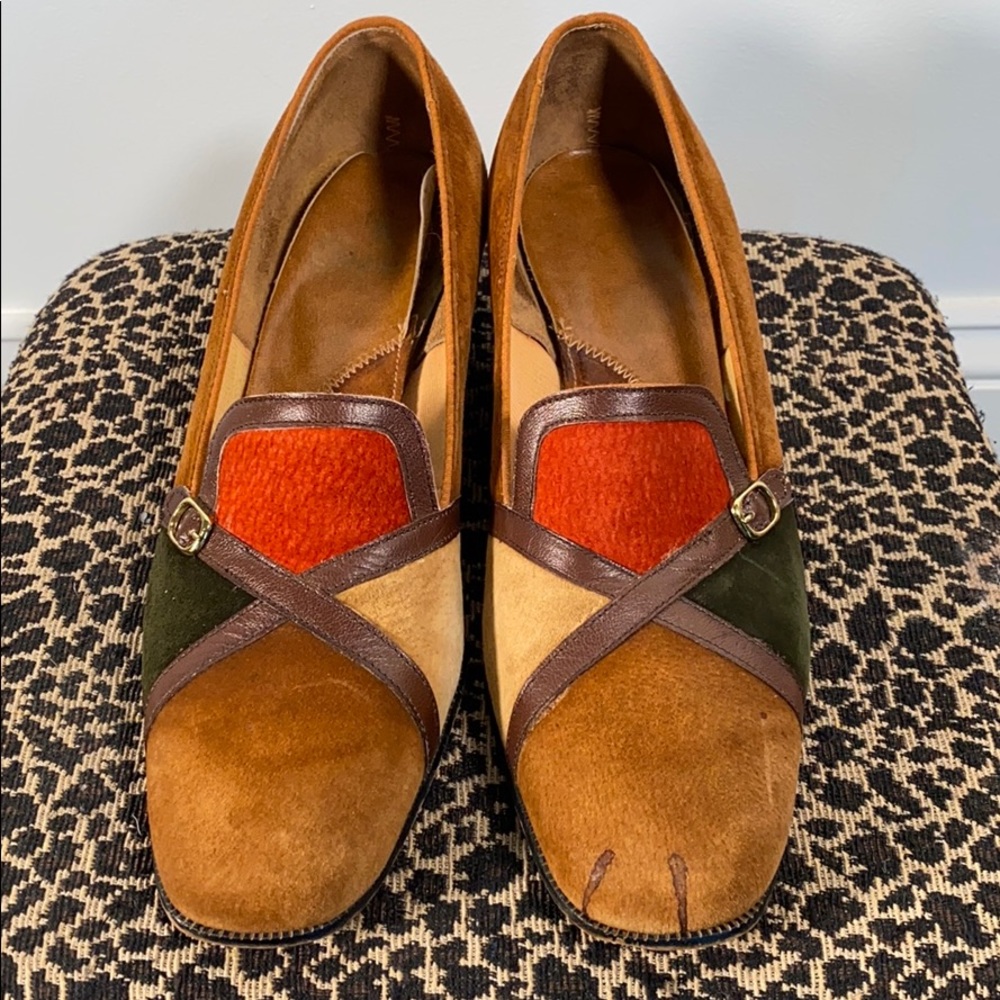 Gorgeous 1960s color block heels